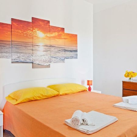 Focallo Seaside Holiday Flat Santa Maria Del Focallo Kültér fotó