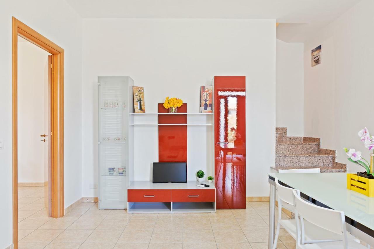 Focallo Seaside Holiday Flat Santa Maria Del Focallo Kültér fotó